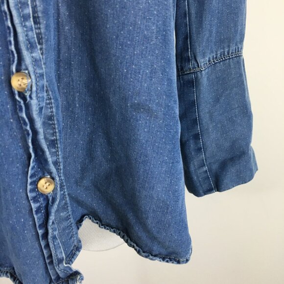 BELLA DAHL Anthropologie Blue Medium Wash Mini Dots Hi Low Chambray Button Shirt - Picture 11 of 11